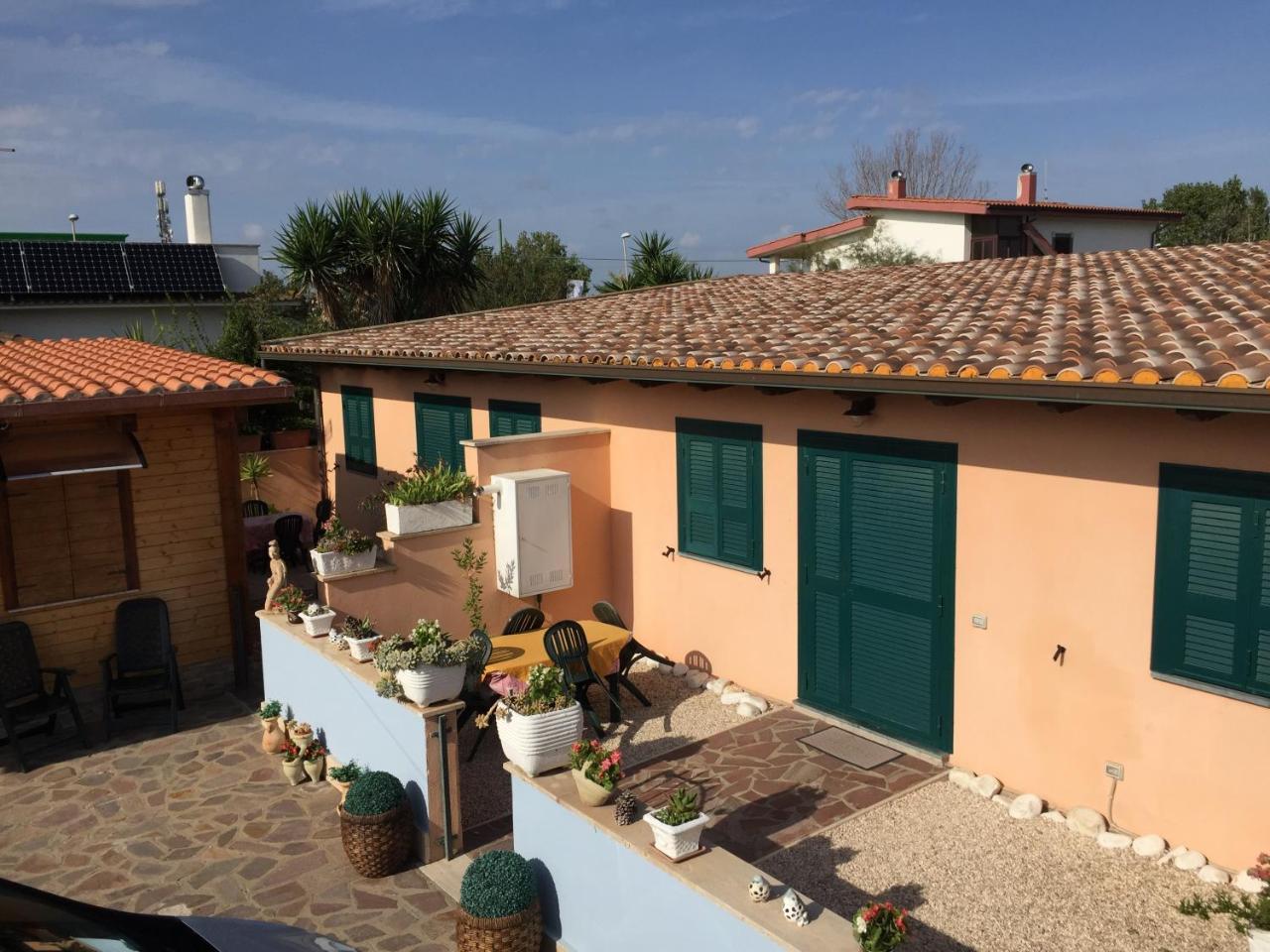 Aquila Di Mare Villa Fiumicino Bagian luar foto